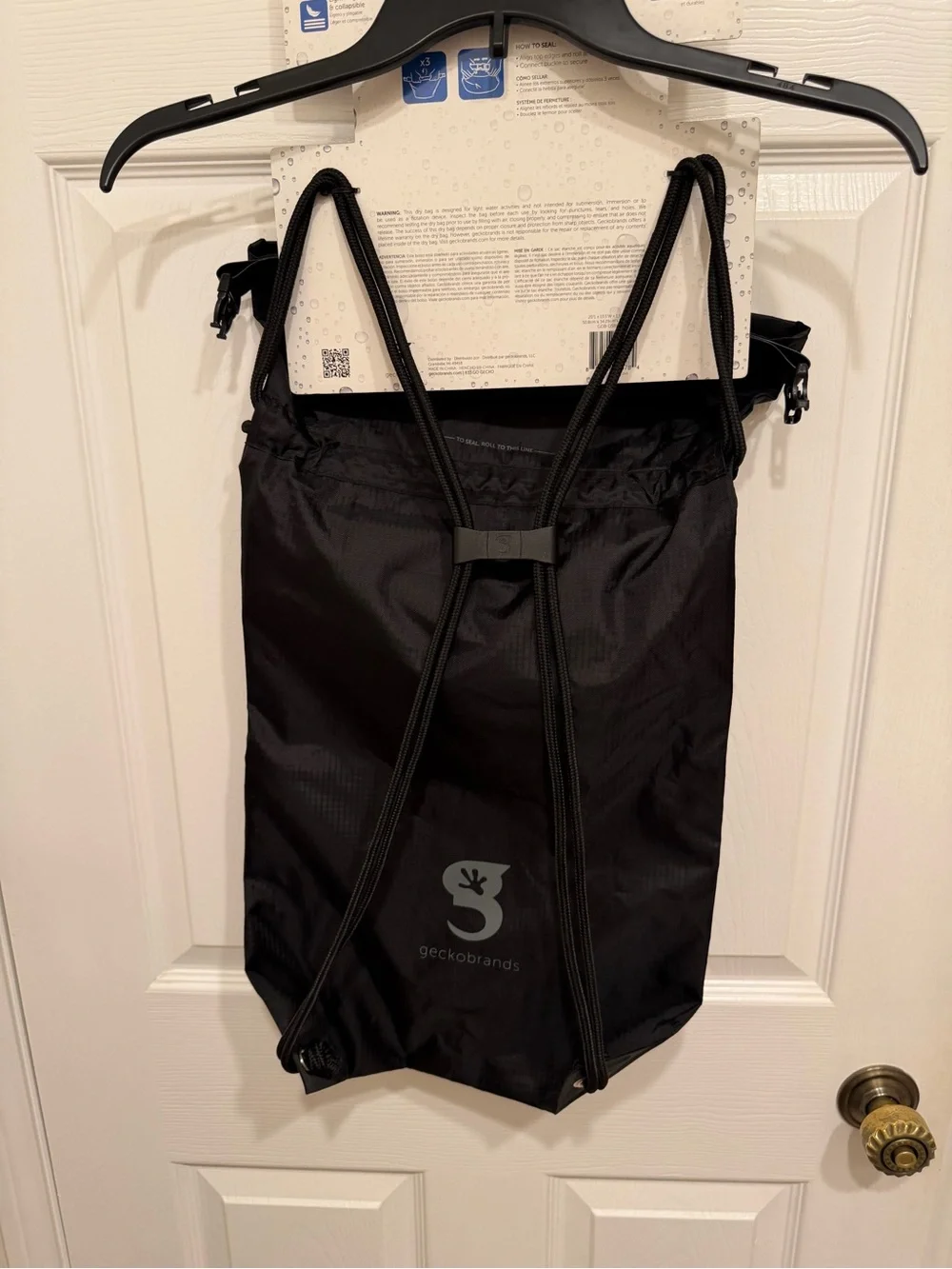 geckobrands Waterproof Drawstring Bag  in Black and Gray